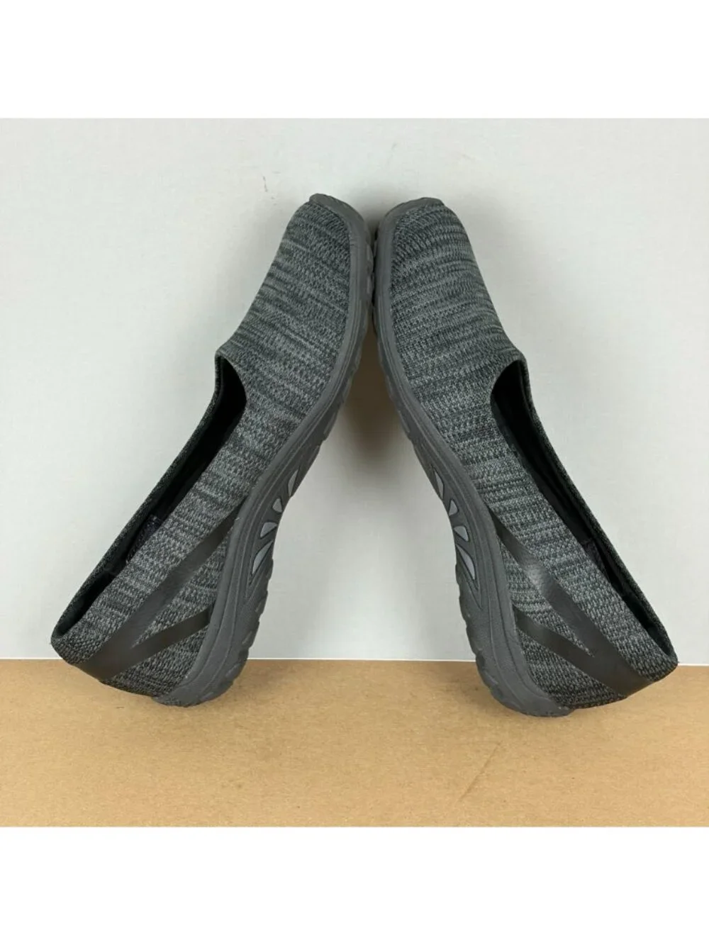 Skechers Relaxed Fit Reggae Fest Casual Shoes Womens 8 Black Heathered Knit